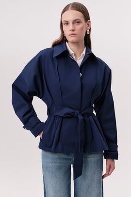 Exquise Exquise Kelly Notched Collar Pleated Belted Trench Coat