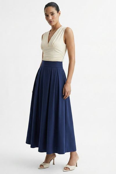 Exquise Exquise Nayaine Pleated Elasticated Back Midi Skirt