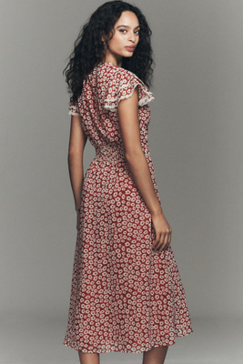 Exquise Dresses