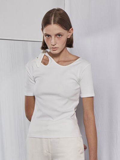 FABER FINGER Shoulder Ribbon T-shirt_White