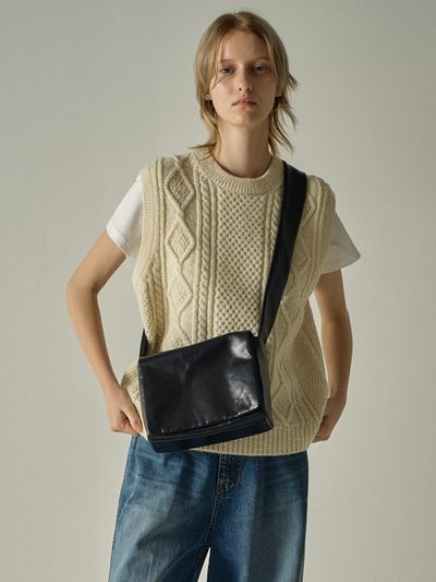 FACADE PATTERN Rectangular Prism Bag _ Black