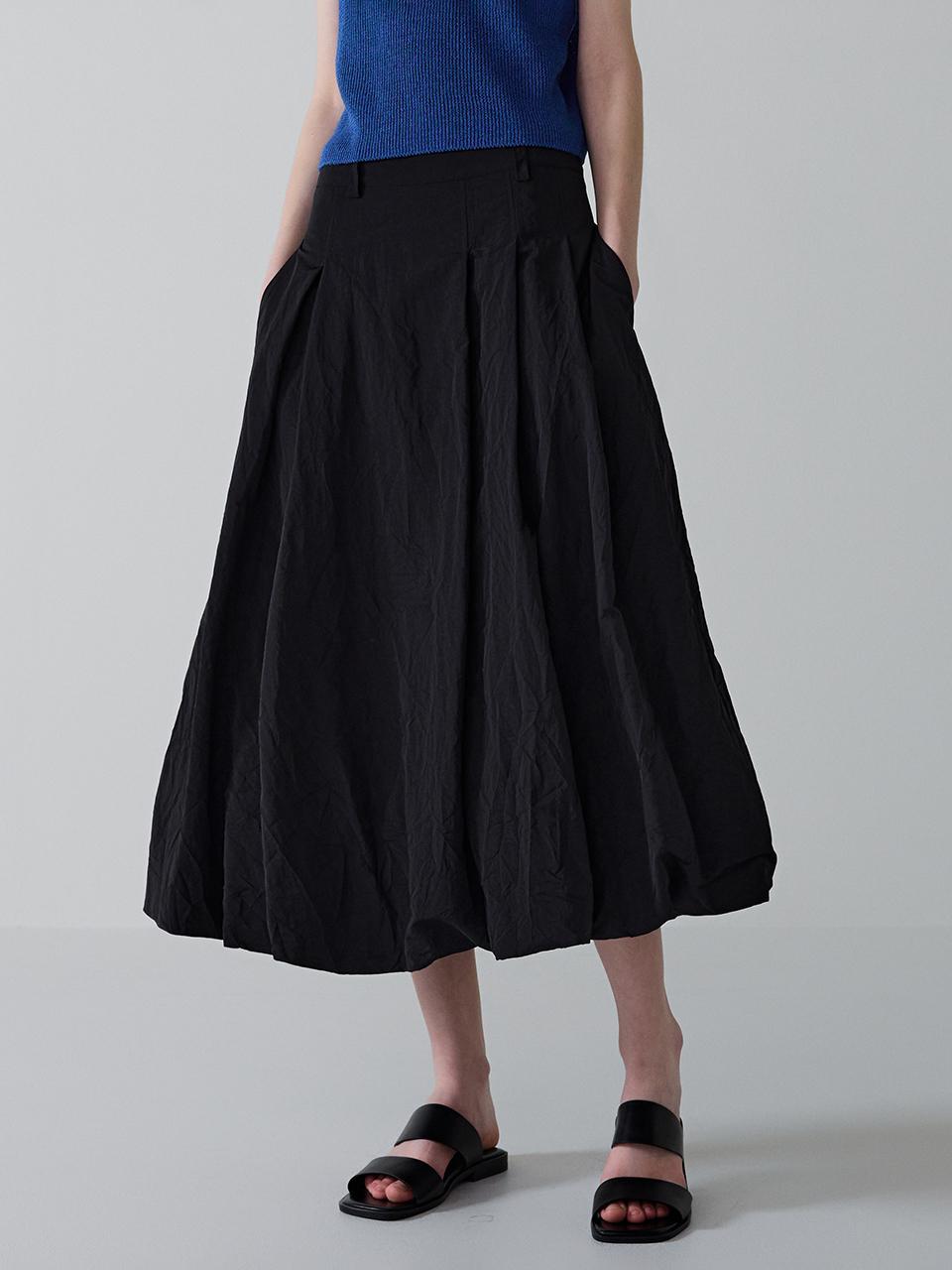 FACADE PATTERN Volume Nylon Skirt_Black