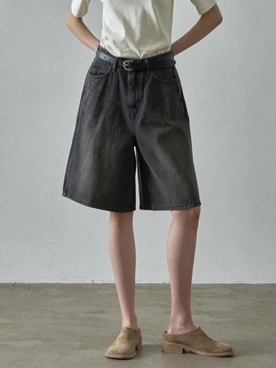 FACADE PATTERN Wide Bermuda Faded Denim [Black]