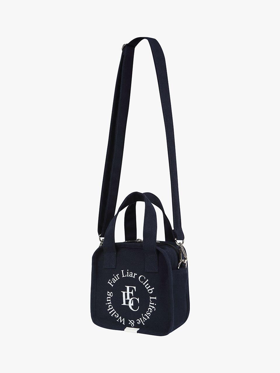 FAIRLIAR CLUB Convertible Minimalist Square Crossbody Bag [NAVY]