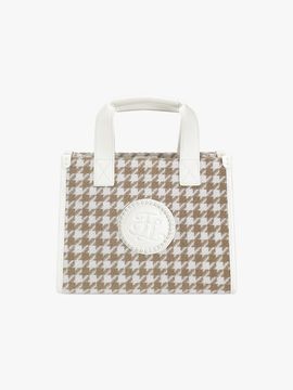 FAIRLIAR GOLF Houndstooth Pearl Detail Square Tote Bag [Beige]
