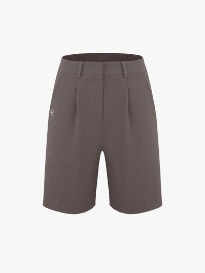 FAIRLIAR GOLF Pin-tuck Regular Fit Knee-length Bermuda Pants [Beige]