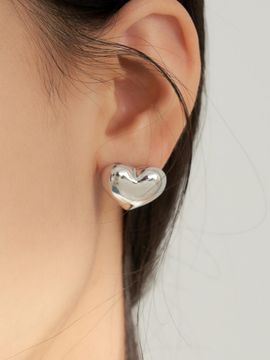 FANTASTIC PLANET Bold Voluminous Heart Titanium Earrings