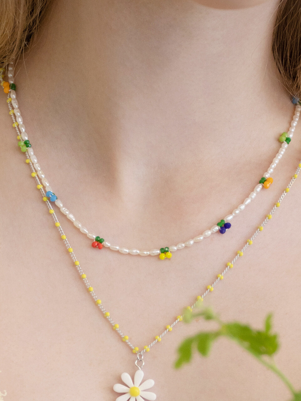 FANTASTIC PLANET Cherry Pearl Necklace_Multi