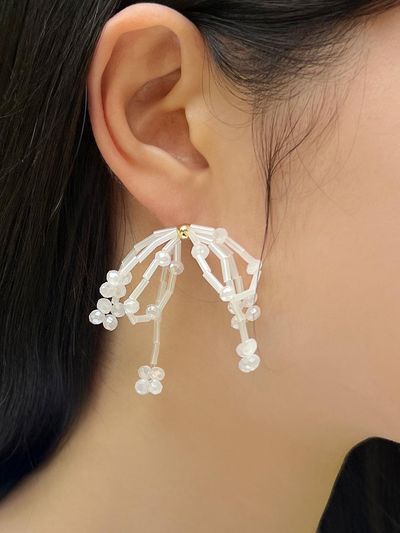 FANTASTIC PLANET Handcrafted Delicate Ribbon Beads Blossom Earrings [Beige]