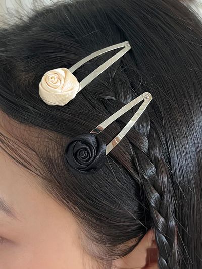 FANTASTIC PLANET Handmade Rosebud Daily Hair Pin