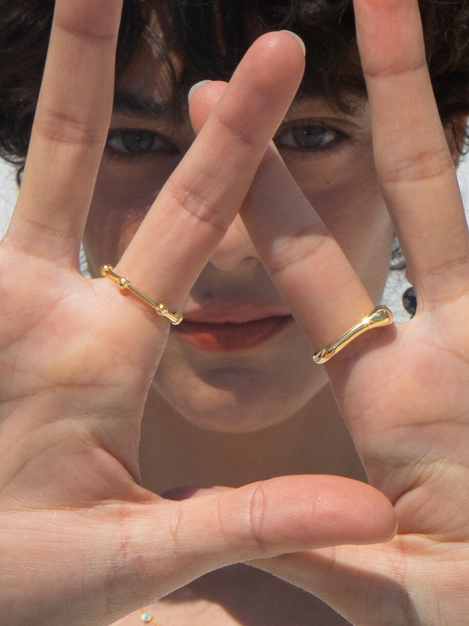 FANTASTIC PLANET Hexagon Dot Ring (2 Colors)