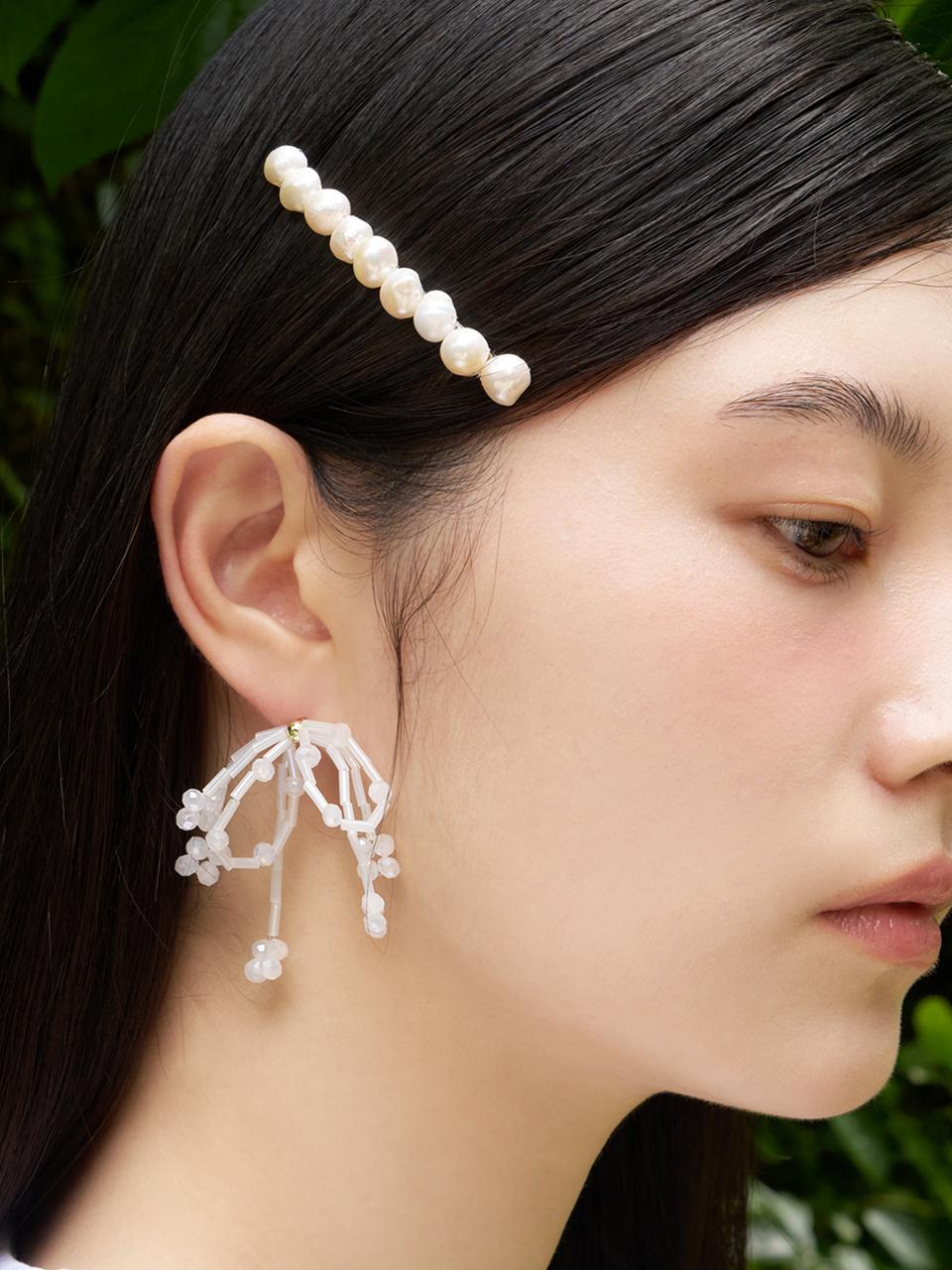 FANTASTIC PLANET Natural Pearl Handmade Hair Pin