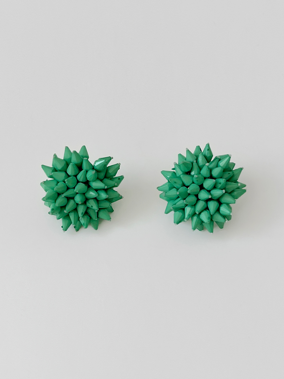 FANTASTIC PLANET Poping Flower Earrings_Green