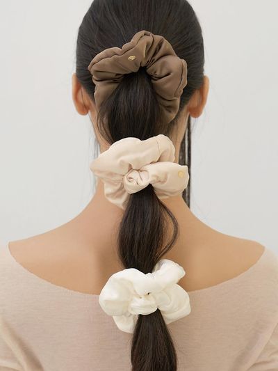 FANTASTIC PLANET Soft Satin Plump Scrunchie