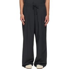 Fear of God ESSENTIALS Fear of God ESSENTIALS Black Pleat Front Drawstring Trousers