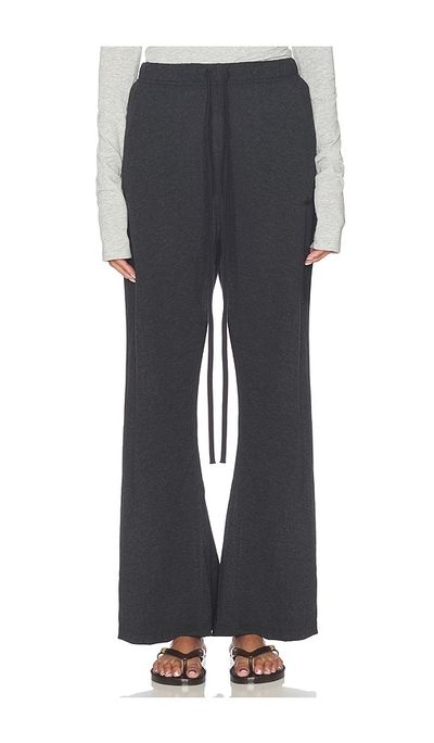 Fear of God ESSENTIALS Fear of God ESSENTIALS Flare Pant