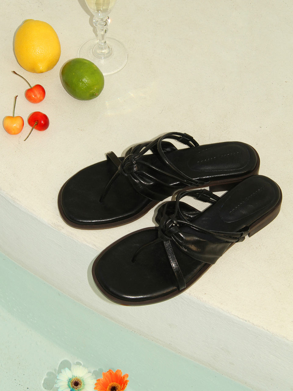 february second Two Way Tide Sandals_Black
