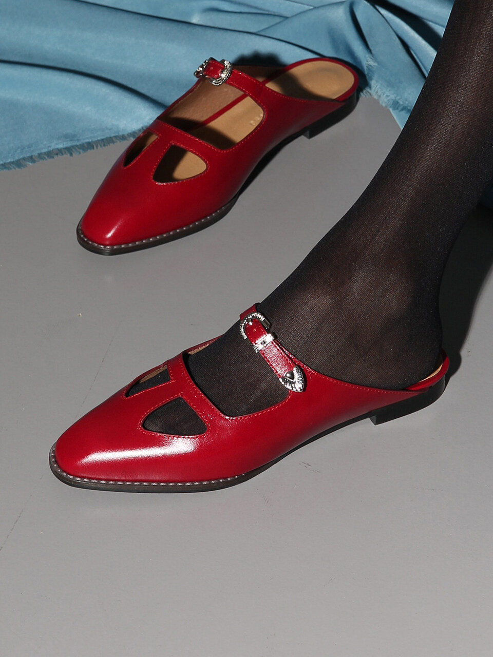 february second Vintage Bloafers_ Red