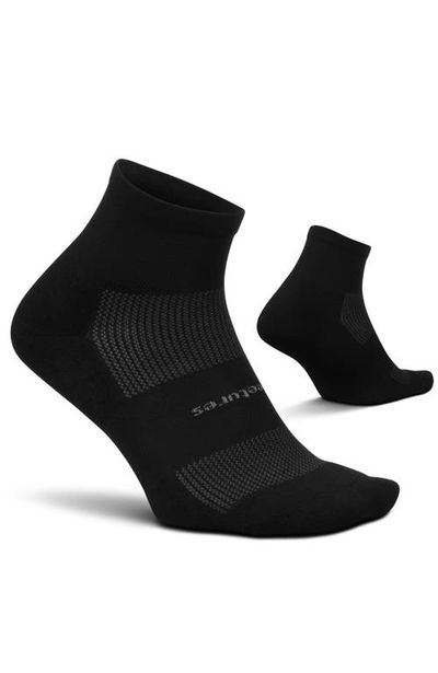Feetures Feetures High Performance Max Cushion Quarter Sock  MoistureWicking Athletic Socks