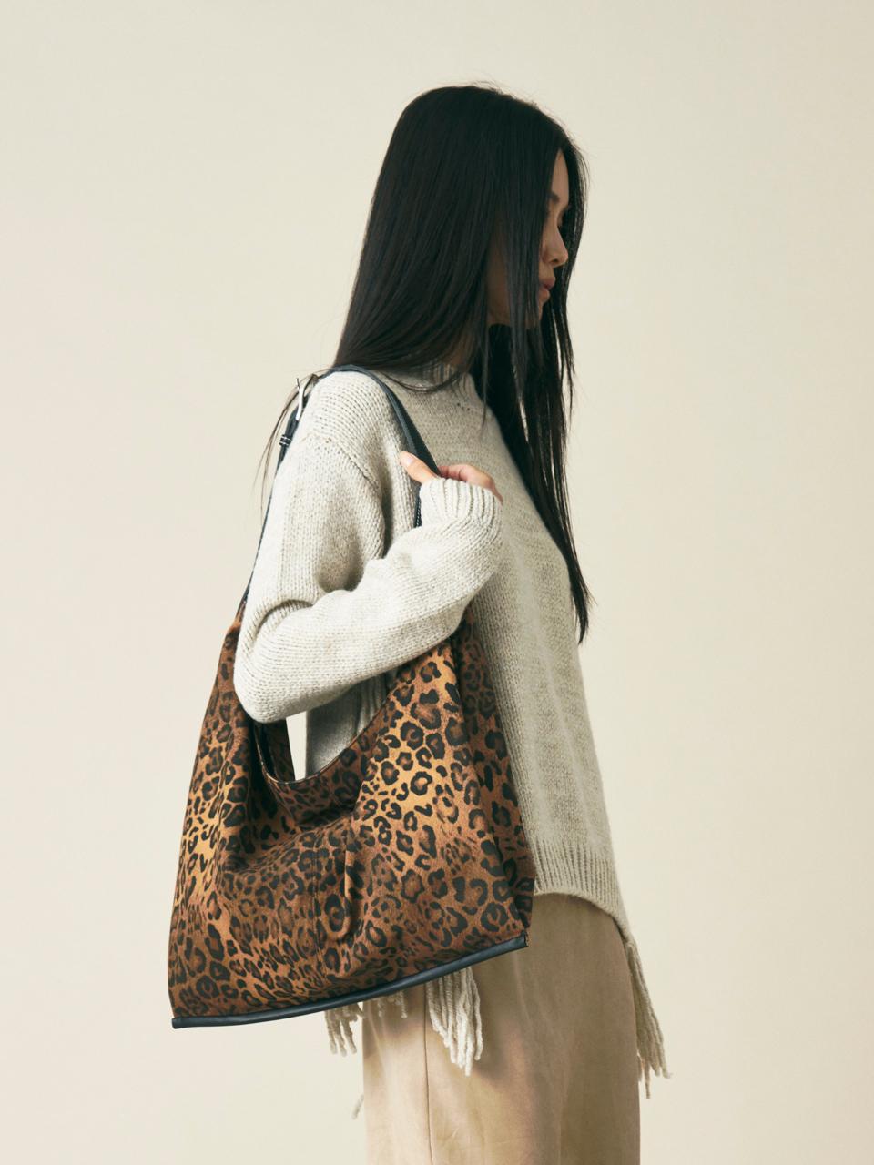 FELLO Cotton Leather Versatile Tote Bag [Leopard]