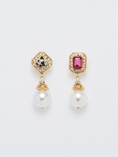 FEVERISH Natural Stone Dalmatian Earrings [Pink]