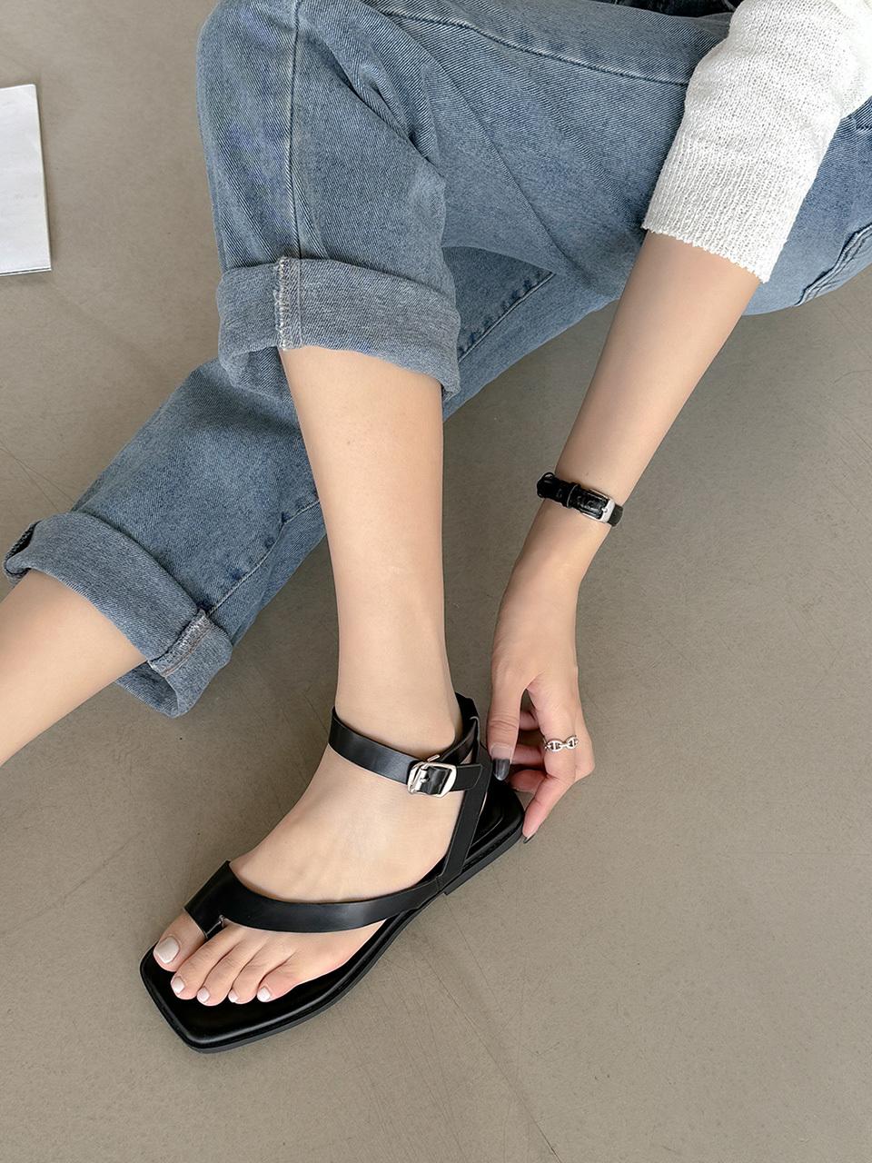 FICCE Flip Flop Strap Sandal
