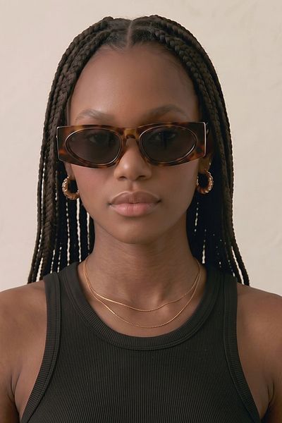 Fifth and Ninth Fifth and Ninth Fifth & Ninth Monaco Rectangle Polarized Sunglasses in Torte/Black, Women's at Urban Outfitters