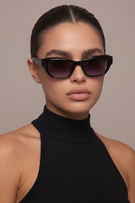 Fifth and Ninth Fifth and Ninth Fifth & Ninth Thalia Rectangle Polarized Sunglasses in Black/Purple, Women's at Urban Outfitters