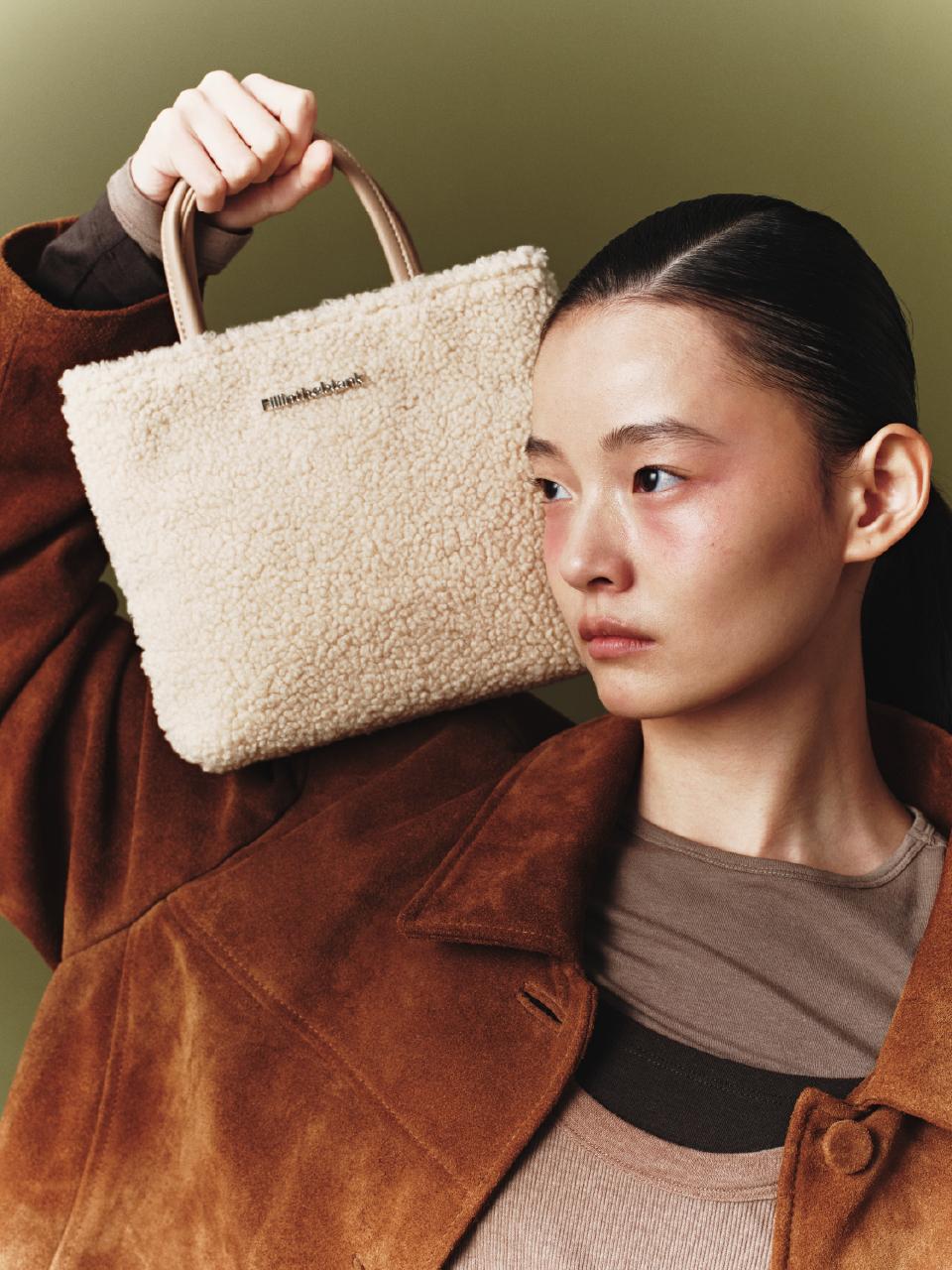 FILLINTHEBLANK SUNDAY TOTE BAG - FURRY 2COLORS
