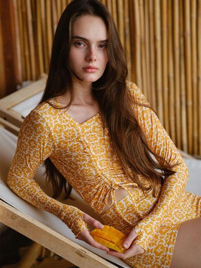 Fine Bay Ruched Rashguard [Geo Yellow]