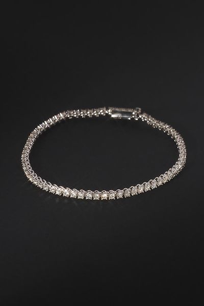 Fine Diamonds by Anthropologie By Anthropologie Fine Bezel Disc Diamond Bracelet