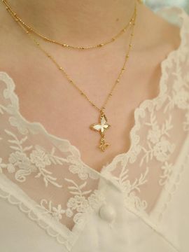 fiore Nacre Mother-of-Pearl Delicate Wing Necklace