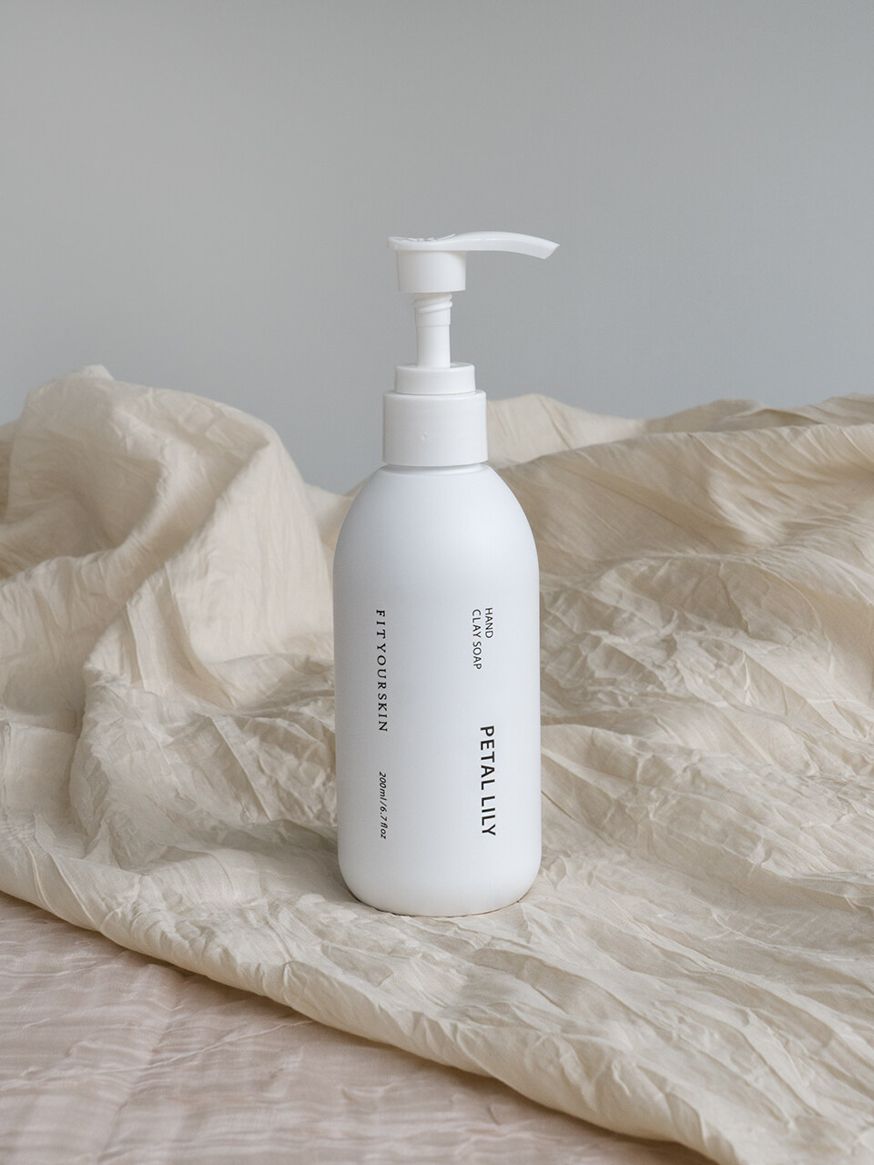 FIT YOUR SKIN Hand Clay Soap Petal Lily 200ml