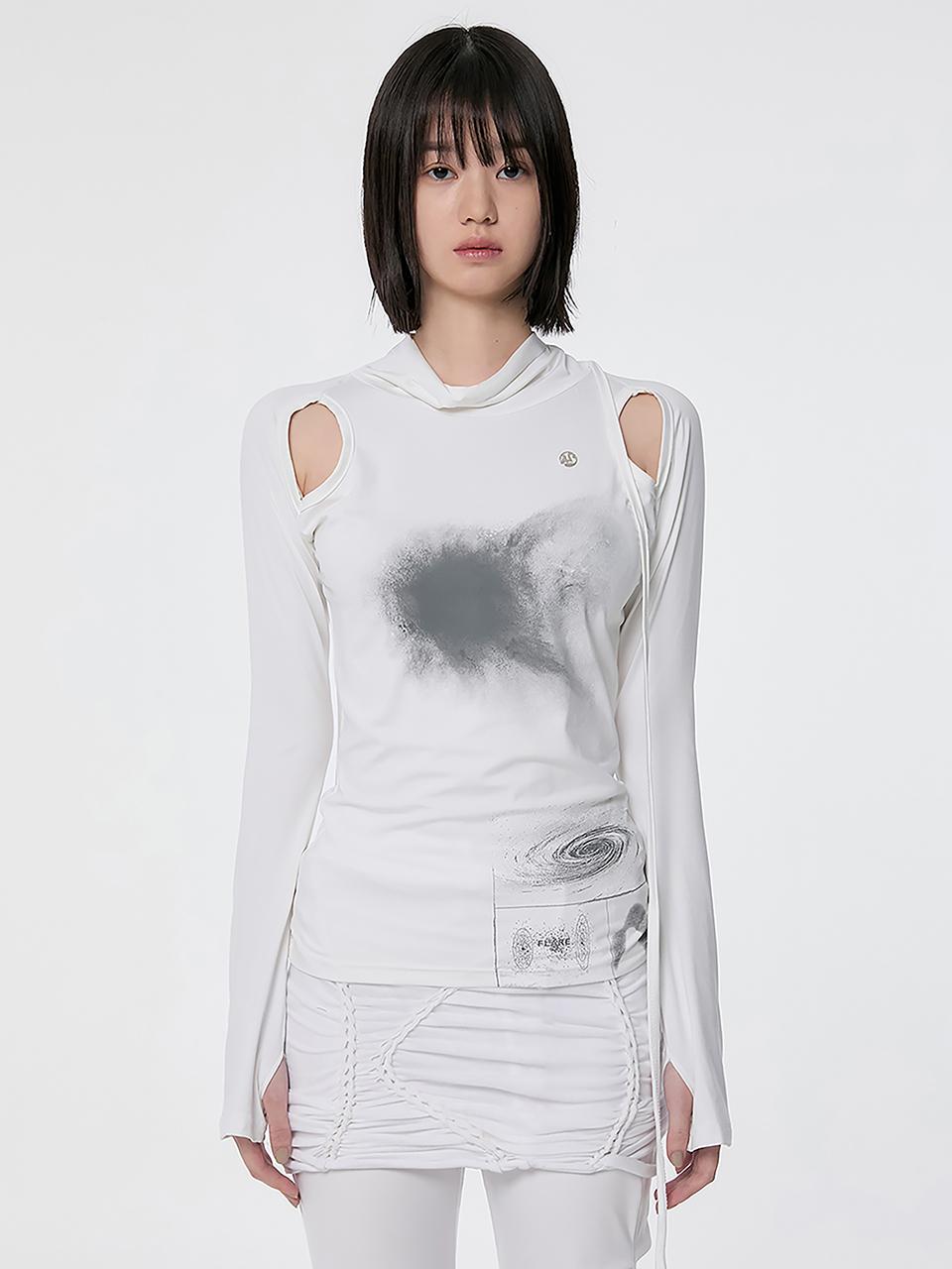 FLARE UP Cut-out Turtleneck Long Sleeve Top_White
