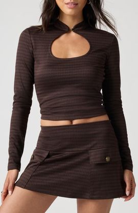 Florence by Mills Florence by Mills Keyhole Cutout Knit Top