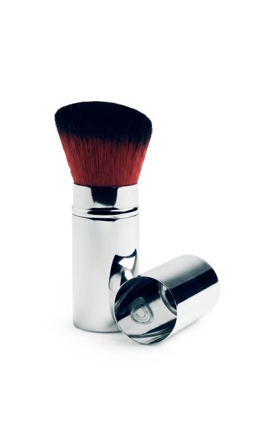 Fluff Fluff The Kabuki Brush