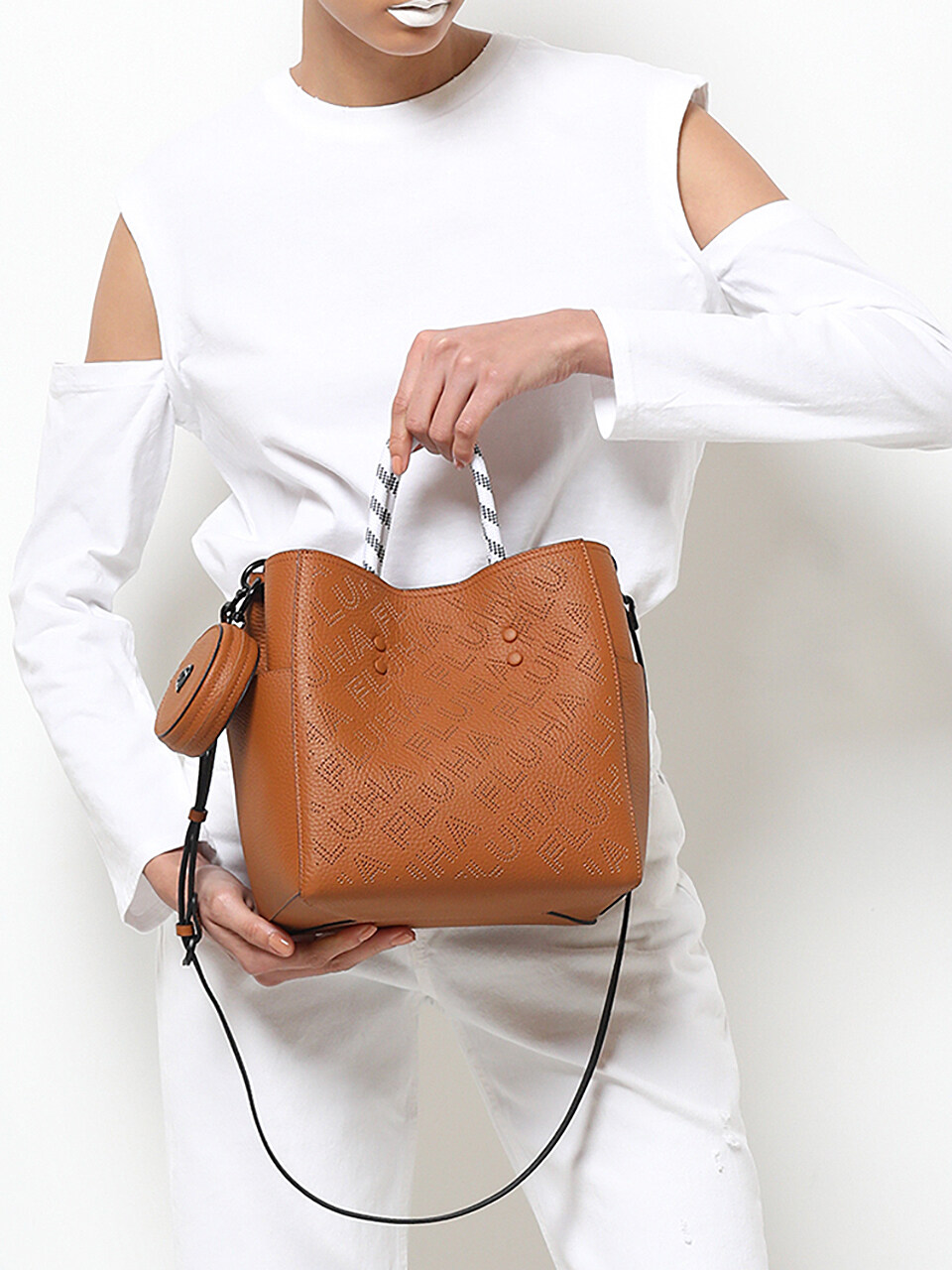 FLUHA Andy Bucket Bag L Camel