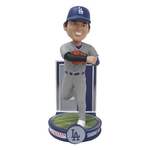 FOCO FOCO Shohei Ohtani (LA Dodgers) (Gray Jersey Pitching) Banner Series MLB Bobblehead