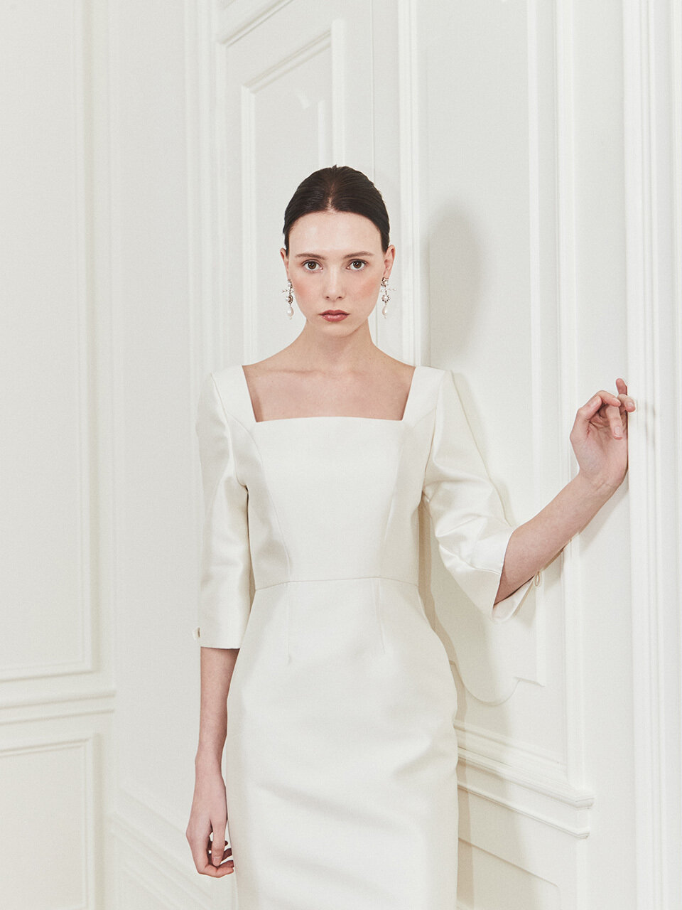 FORMYSIS Square H-Line Dress (White)