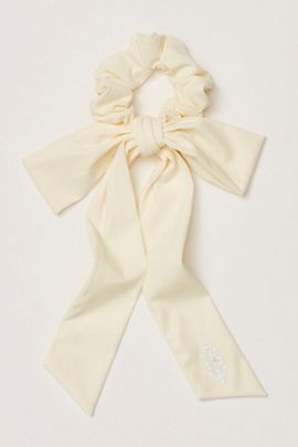 FP Movement Pirouette Bow Scrunchie