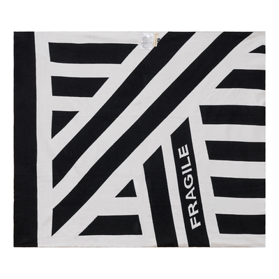 Fragile Fragile Pattern Knit Blanket