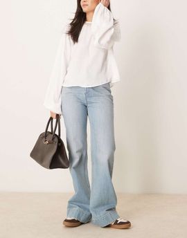 Free People Free People cerine relaxed bootcut jeans in light blue