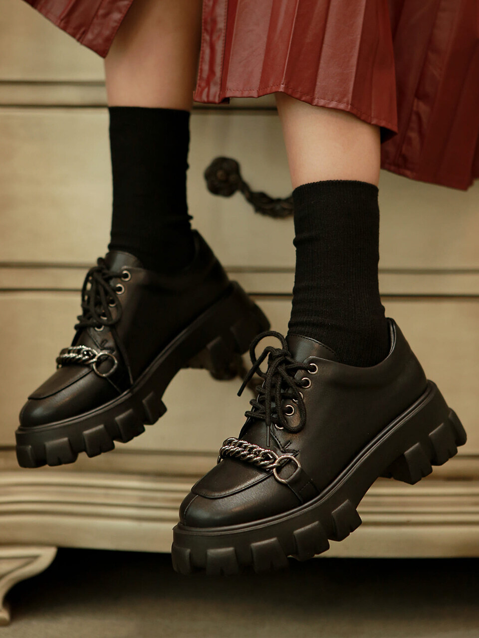 fri fla 19B510 Black Loafer
