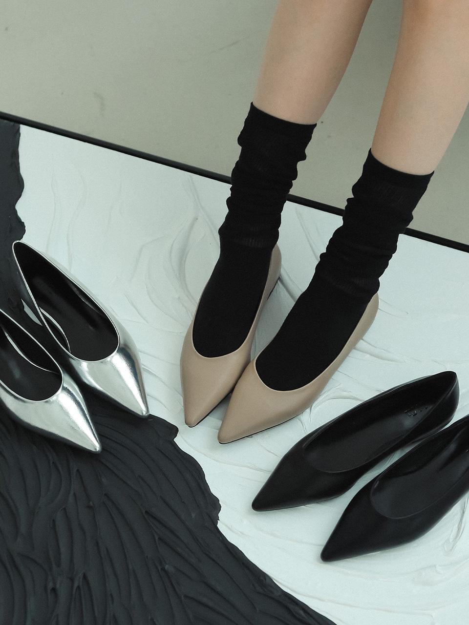 fri fla Classic Point Toe Flats (3 Colors)
