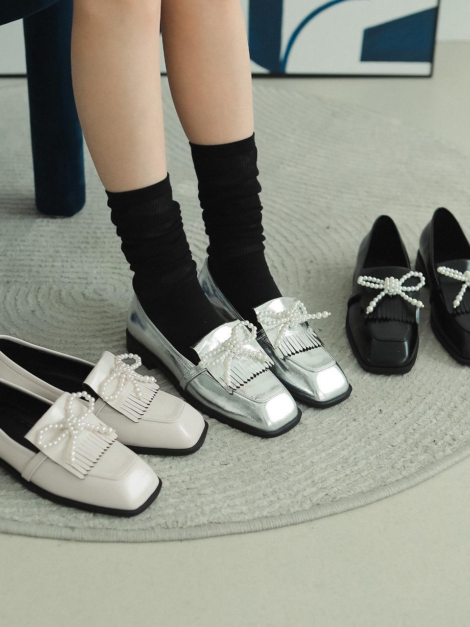 fri fla Tassel Pearl Ribbon Loafer (3 Colors)