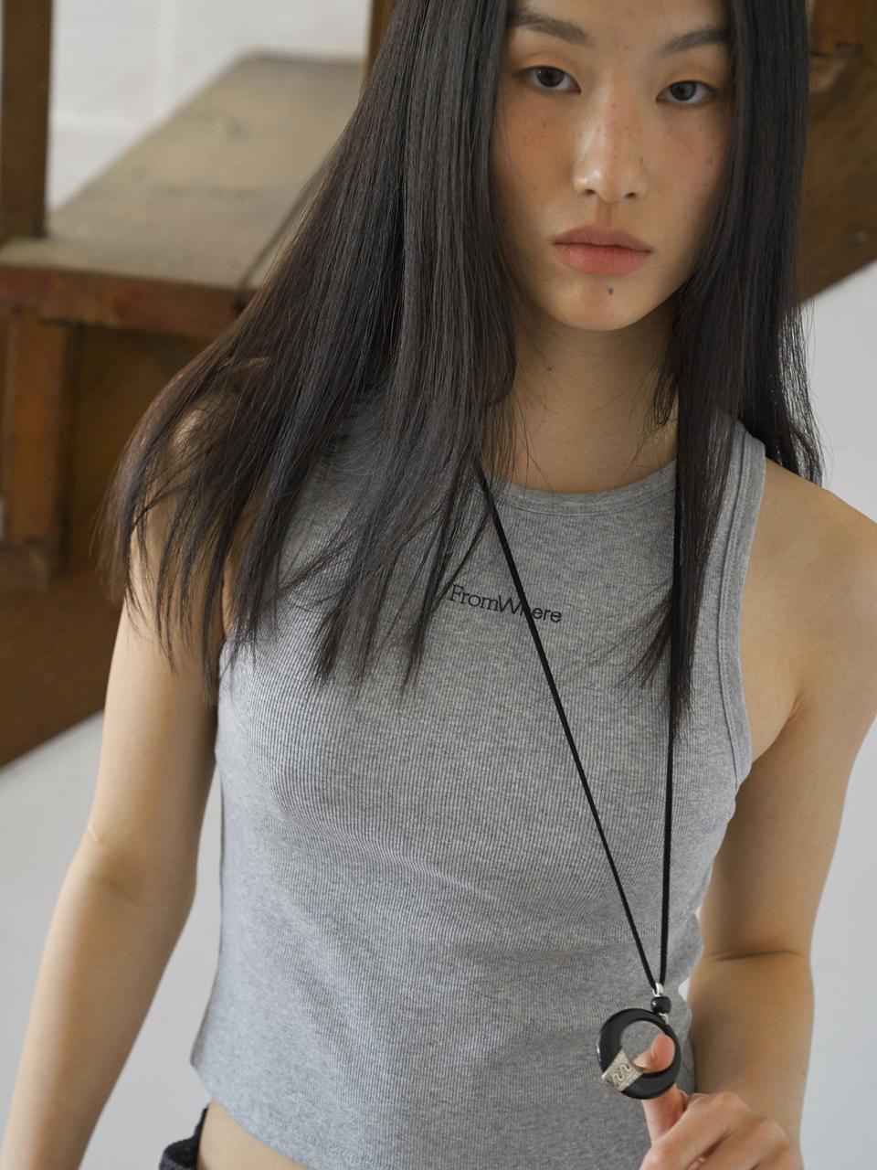 fromwhere LOGO SLEEVELESS TEE [GRAY]
