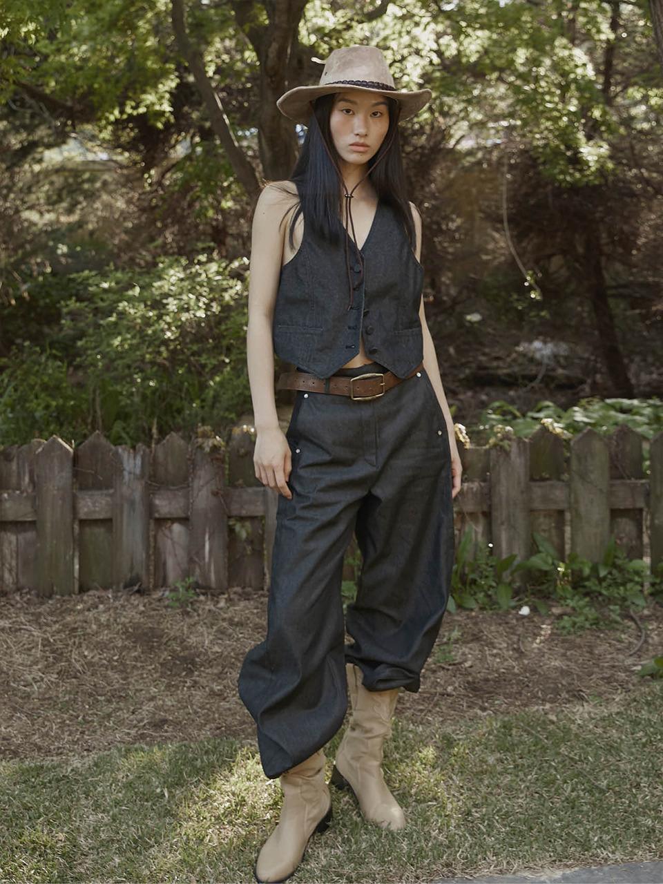 fromwhere POINT LINE COTTON DENIM PANTS [BLACK]
