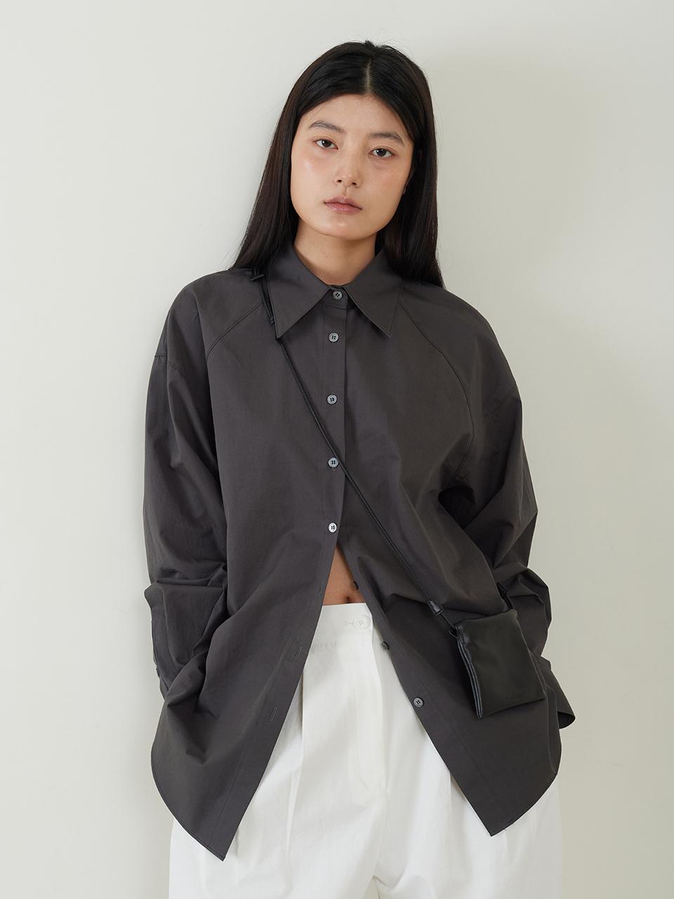 fromwhere Raglan Panel Oversized Shirt [Charcoal]