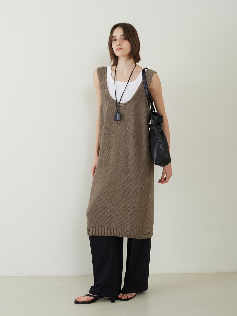 fromwhere U Neck Sleeveless Knit Dress [Brown]