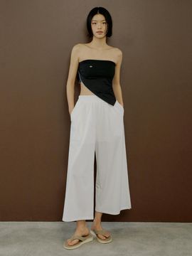 FRONT2LINE Tina Airy Wide Slit Yoga Pants